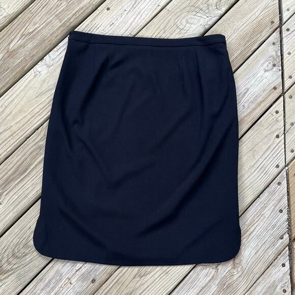 LOFT Women's Black Blossom Pencil Skirt Size 14. NEW - Picture 2 of 7